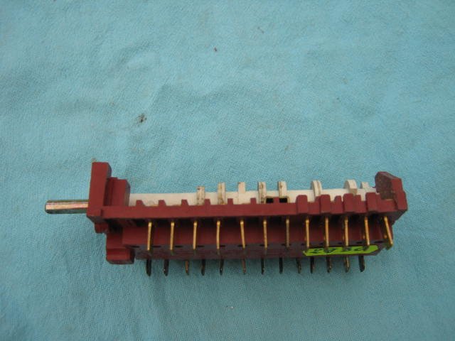 draaischakelaar type 13CH, T.Nr. 84276 NIEUW