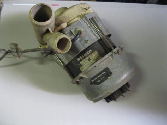 spoelpomp Miele pomp MPE 02 64-2, T.86661, Nr.323474, zware uitvoering