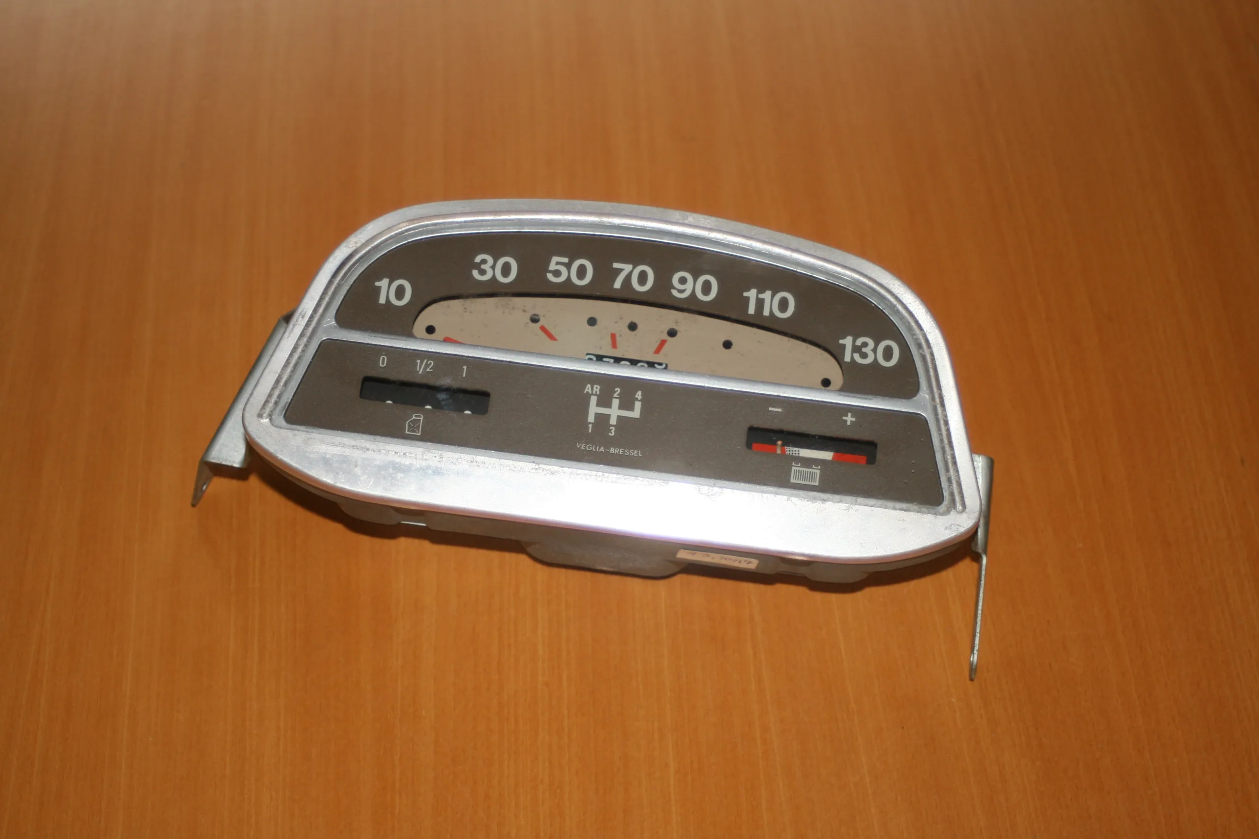 kilometer teller Veglia-Bressel 130km, 40.24.01, auto onderdeel 2CV gebruikt
