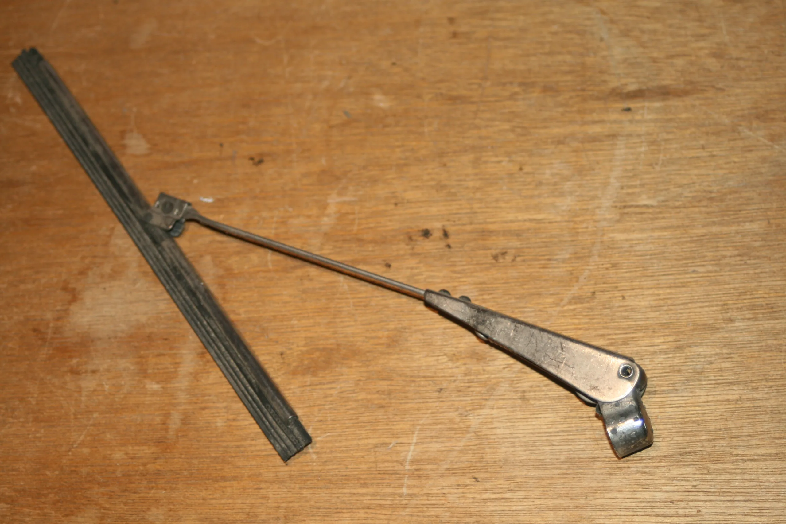 ruitenwisser arm chroom S.E.V. MARCHAL