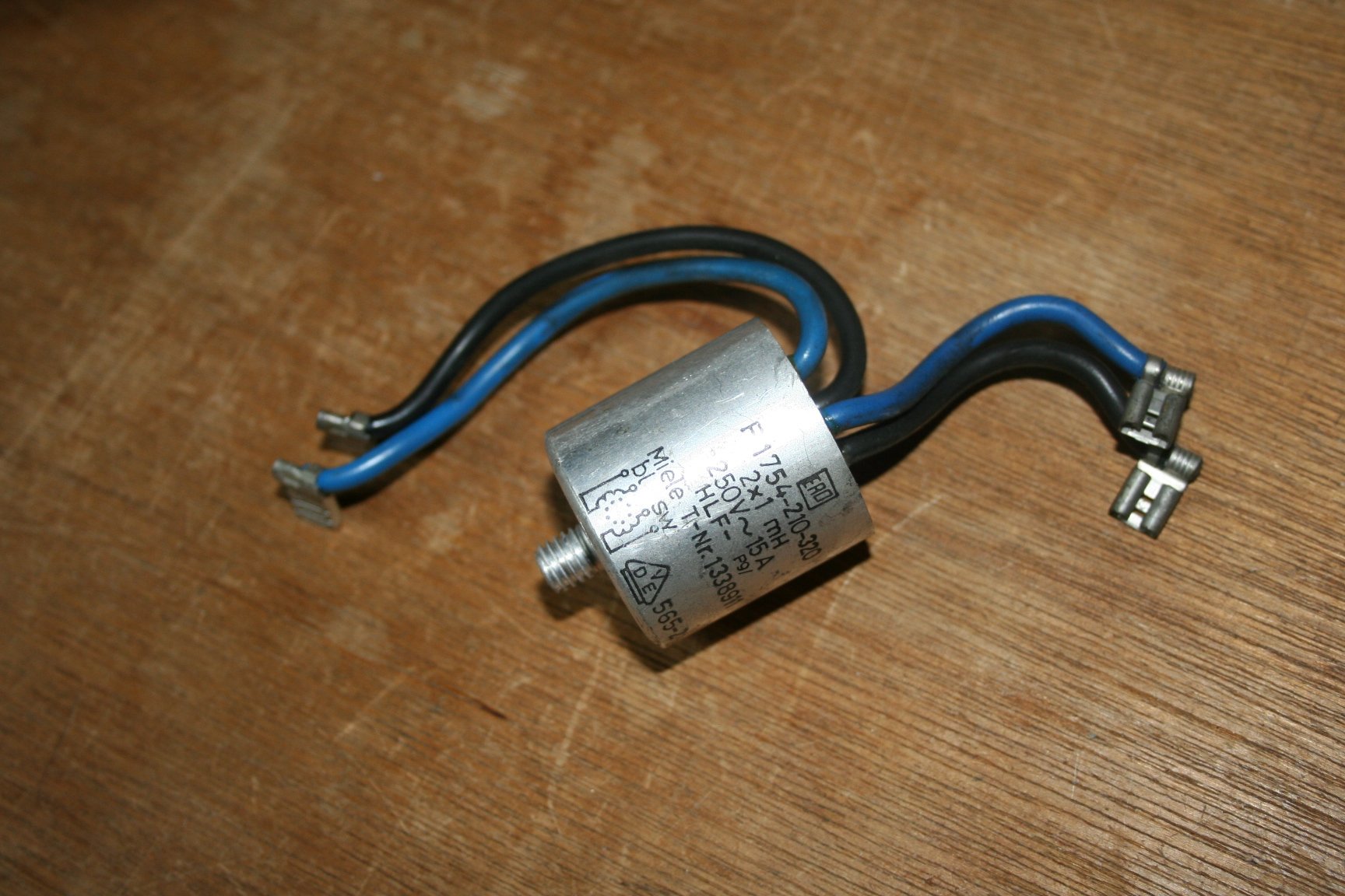 condensator F1754-210-320 Miele T.Nr. 1338911