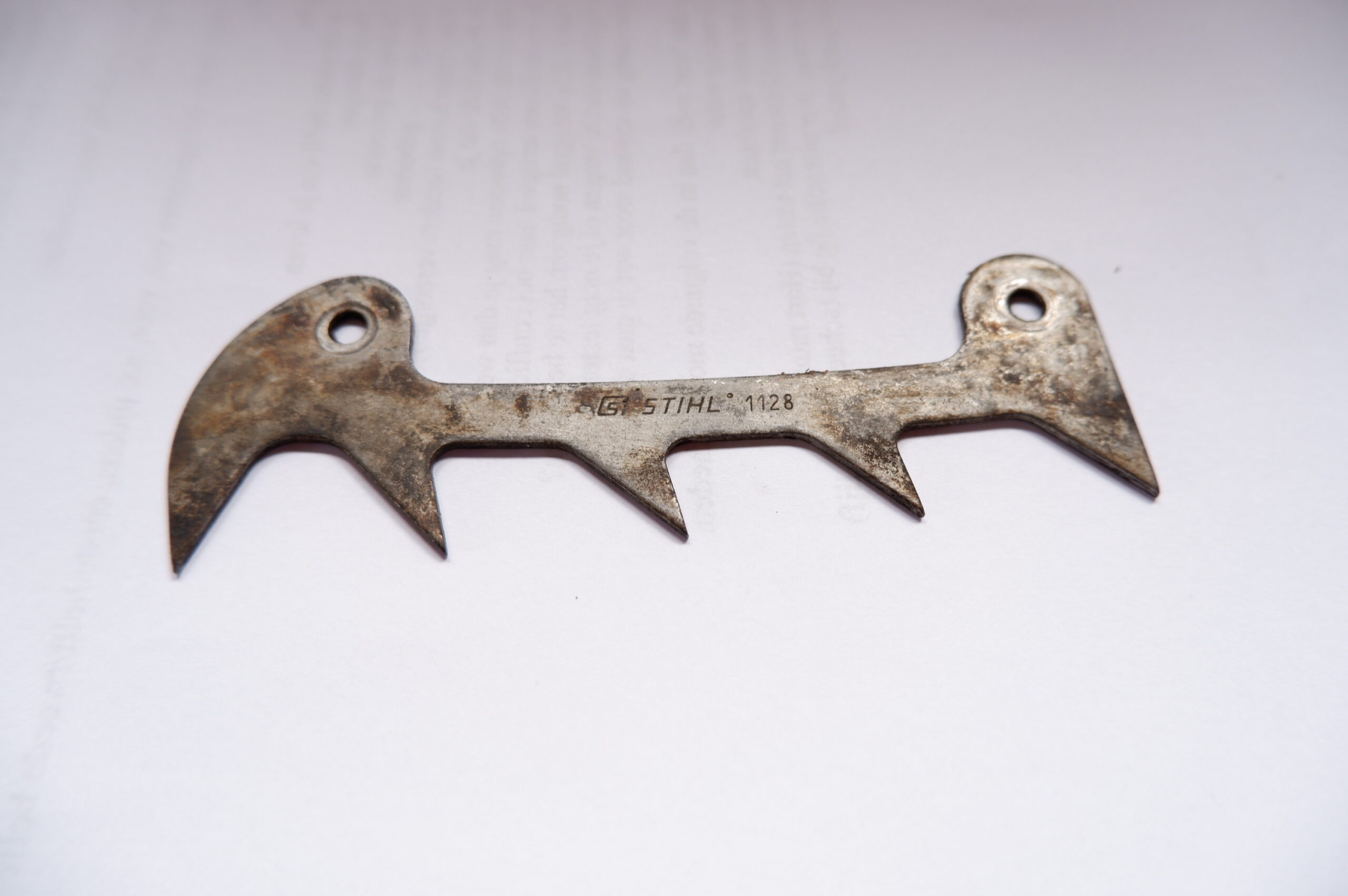 Originele Stihl ketting zaagtand 1110/01, gebruikt onderdeel